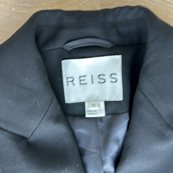 REISS black women’s blazer/jacket. Size XS. Like new - Picture 3 of 7